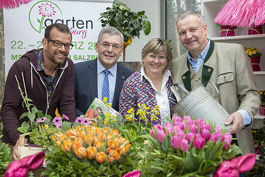 v.l.n.r. Karl Ploberger, Landesrat Josef Schwaiger, Pauline Trausnitz, Josef Lindner v.l.n.r. Maria Awender, Karl Ploberger © Susi Berger / Camera Suspicta